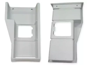 SIDE PANEL COVER CENTER RIGHT = LEFT VOLVO FH: 82219085